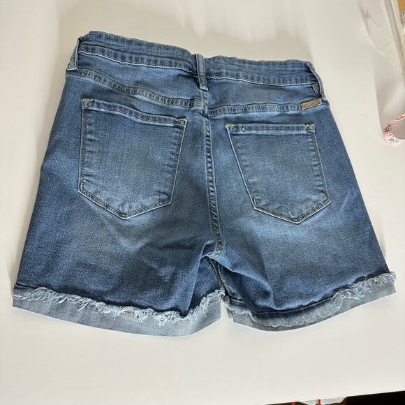 KanCan Women's Two Tone Distressed Jean Shorts Size 28 Rolled Hem Cuff - Picture 7 of 13